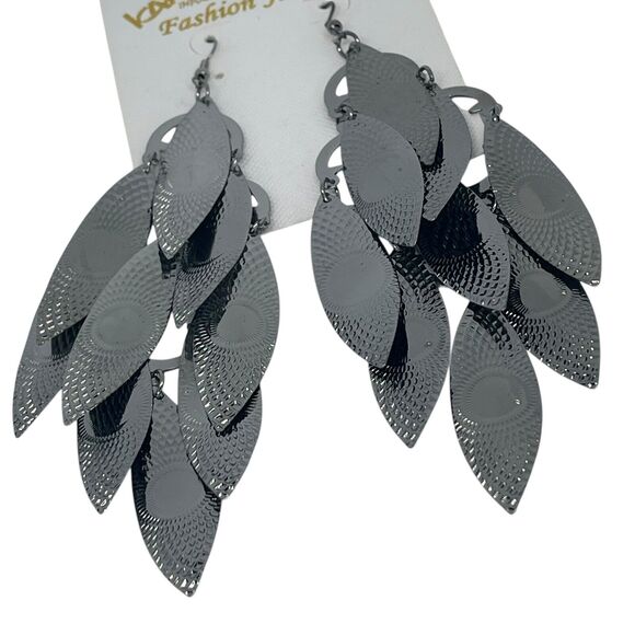 Black Tone Statement Earrings Leaf Drop Floral Dangle Style Intricate Fashion - Picture 9 of 9